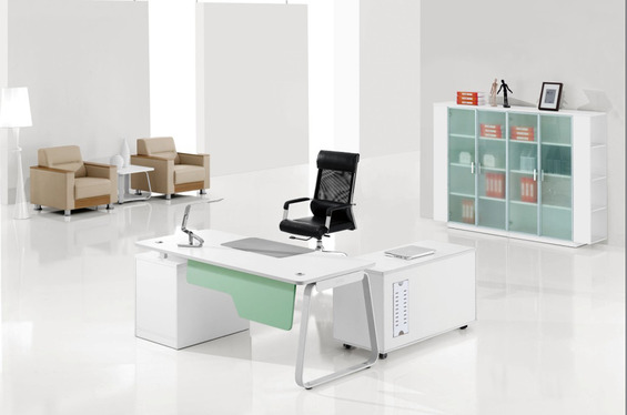 現(xiàn)代辦公桌