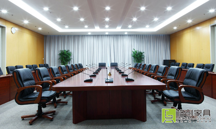 實(shí)木會議桌價格及款式