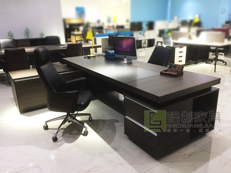 實(shí)木大班臺(tái)