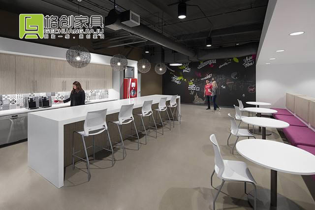 現(xiàn)代辦公家具