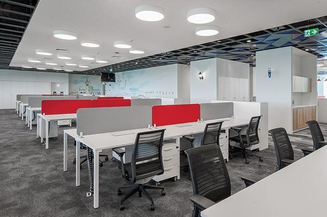 現(xiàn)代辦公家具